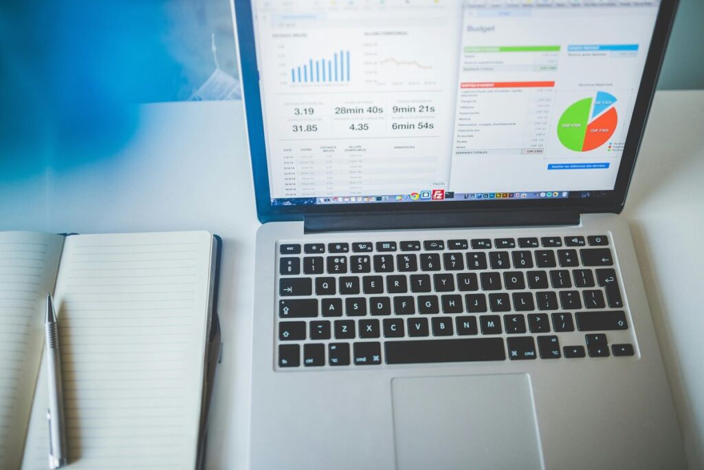 Sales Quotas for Small Teams: Setting Targets Reps Can Hit